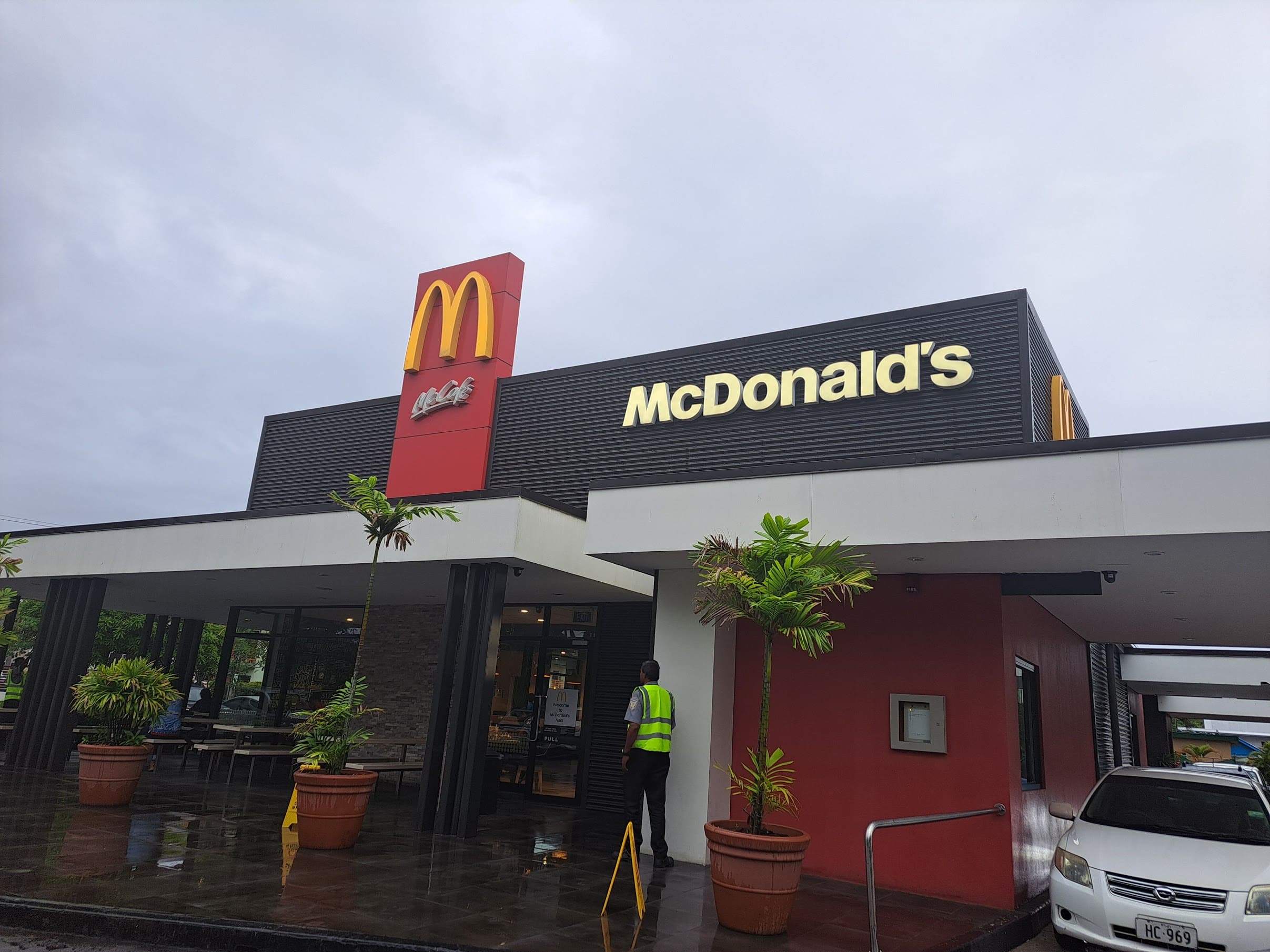 Fiji&rsquo;s hamburger chains